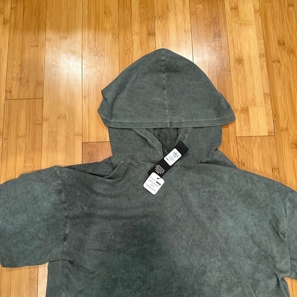 NWT Fashion Nova hoodie top - Picture 6 of 7